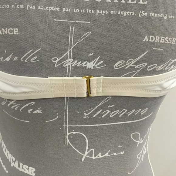 PINK VS bathing suit top with leopard pattern - Picture 3 of 3